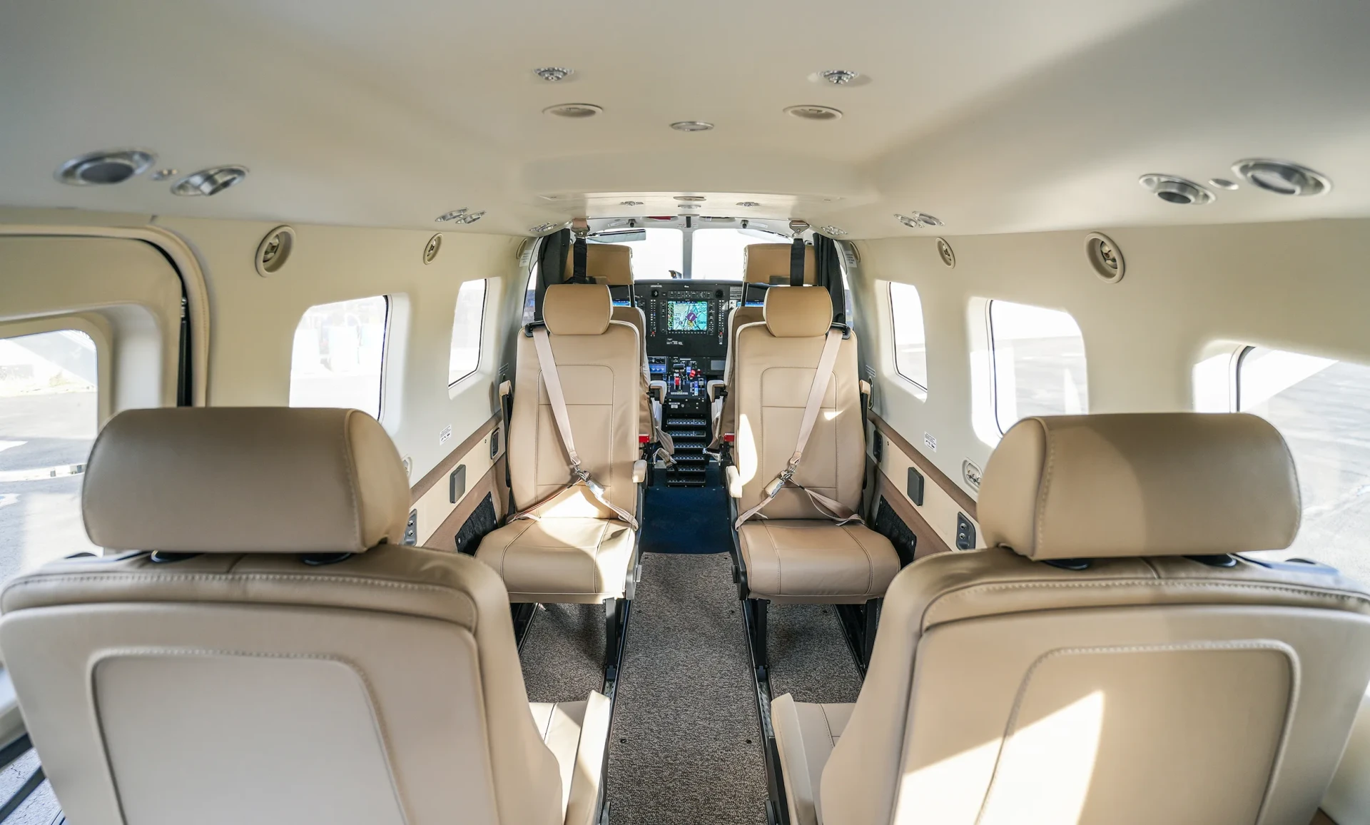 Kodiak 100 cabin POI