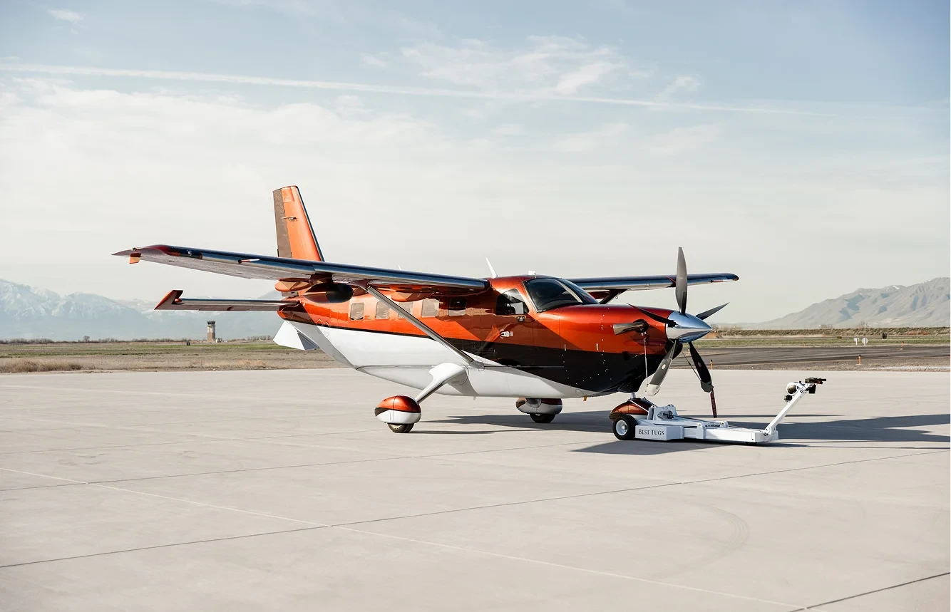 Kodiak 900 exterior