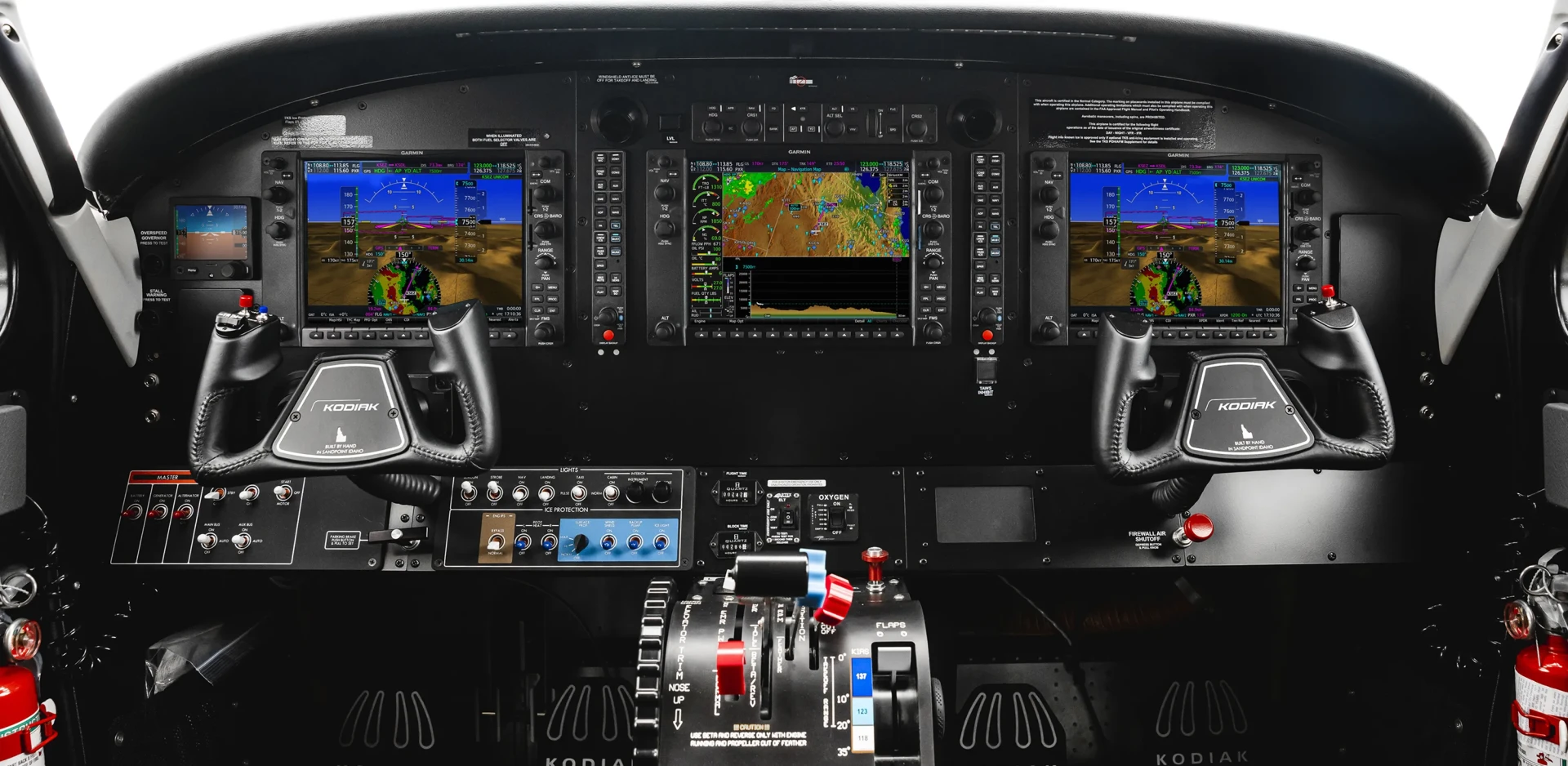 Integrated flight deck (Garmin G1000®)